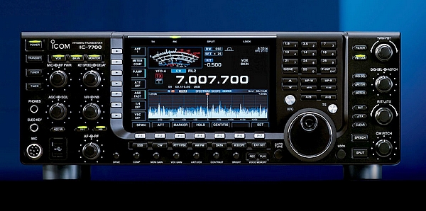 Трансивер Icom IC-7700
